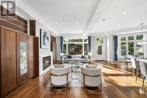 29 Alderdale Court, Toronto (Banbury-Don Mills), ON - Indoor Photo Showing Living Room With Fireplace