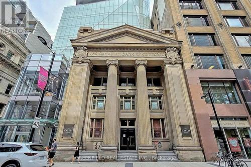 2304 - 197 Yonge Street E, Toronto (Church-Yonge Corridor), ON - Outdoor With Facade