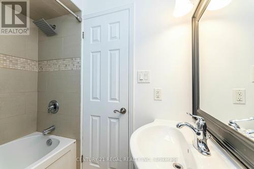 88 Overbank Drive, Oshawa (Mclaughlin), ON - Indoor Photo Showing Bathroom