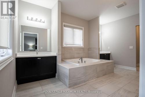 37 Skyline Trail, King (Nobleton), ON - Indoor Photo Showing Bathroom