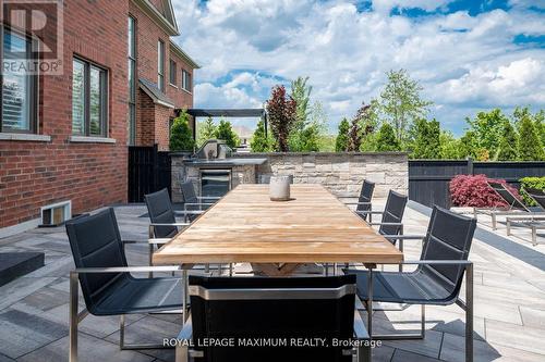 37 Skyline Trail, King (Nobleton), ON - Outdoor