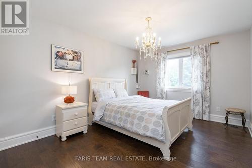 1602 Kale Drive, Innisfil, ON - Indoor Photo Showing Bedroom