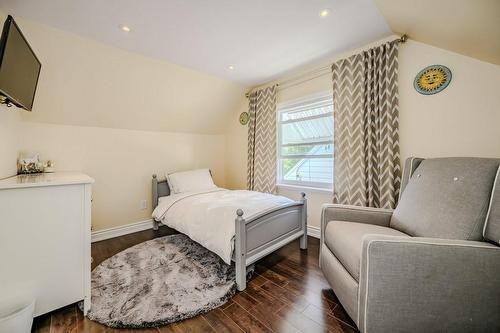 412 Valermo Drive, Toronto, ON - Indoor Photo Showing Bedroom