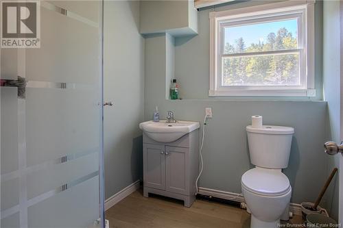 38 Meadow Drive, Darlings Island, NB - Indoor Photo Showing Bathroom