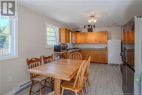 38 Meadow Drive, Darlings Island, NB - Indoor Photo Showing Dining Room