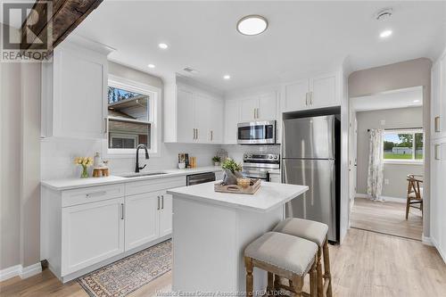 1223 California, Windsor, ON - Indoor Photo Showing Kitchen With Upgraded Kitchen