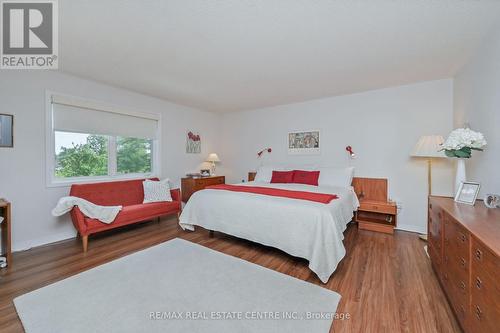 2564 Advent Court, Mississauga (Central Erin Mills), ON - Indoor Photo Showing Bedroom