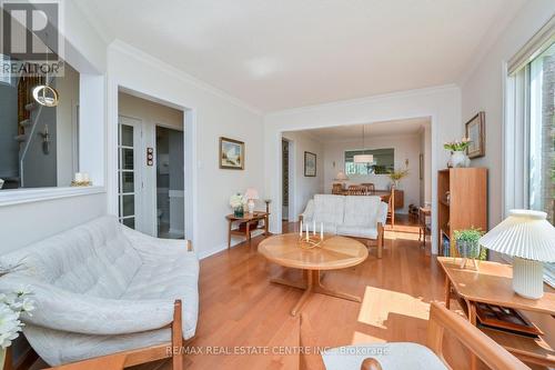 2564 Advent Court, Mississauga (Central Erin Mills), ON - Indoor Photo Showing Living Room