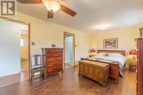 882 Cochrane Crescent, Peterborough (Northcrest), ON - Indoor Photo Showing Bedroom