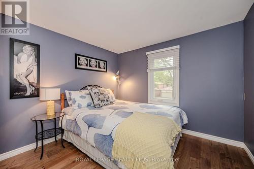 2145 Bosack Court, Mississauga (Sheridan), ON - Indoor Photo Showing Bedroom