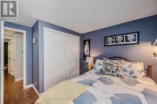 2145 Bosack Court, Mississauga (Sheridan), ON - Indoor Photo Showing Bedroom