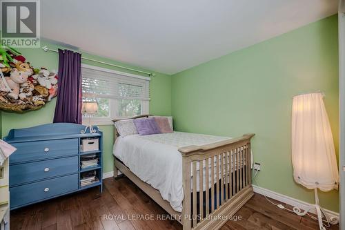 2145 Bosack Court, Mississauga (Sheridan), ON - Indoor Photo Showing Bedroom