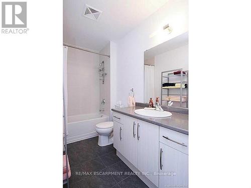 331 - 5317 Upper Middle Road, Burlington (Orchard), ON - Indoor Photo Showing Bathroom