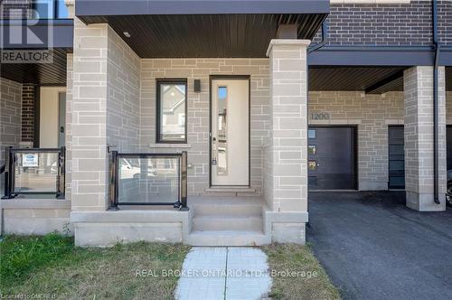 1200 Anson Gate, Oakville, ON - Outdoor