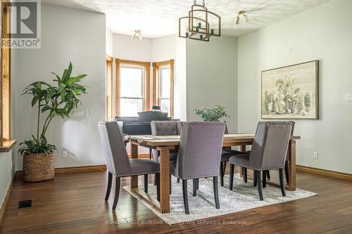 371 Maple Avenue S, Brant (Burford), ON - Indoor Photo Showing Dining Room