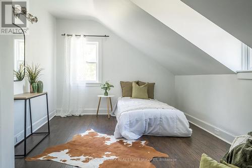 371 Maple Avenue S, Brant (Burford), ON - Indoor Photo Showing Bedroom