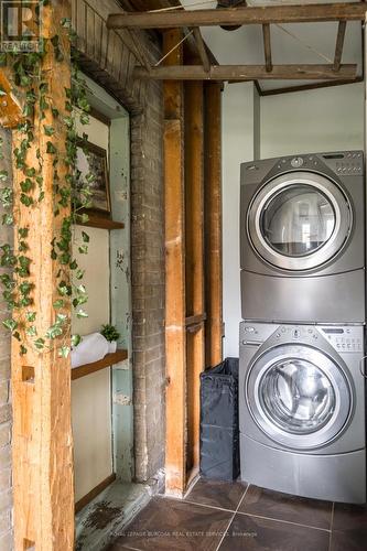 371 Maple Avenue S, Brant (Burford), ON - Indoor Photo Showing Laundry Room