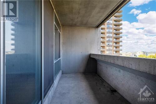 530 Laurier Avenue W Unit#909, Ottawa, ON - Outdoor With Balcony