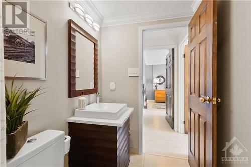 Fully Renovated Bathroom - 1177 Belanger Avenue Unit#203, Ottawa, ON - Indoor Photo Showing Bathroom