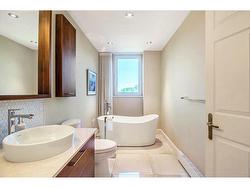 Ensuite bathroom - 