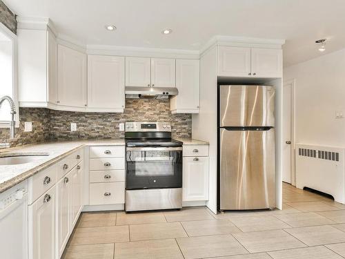 Cuisine - 11 Rue St-Paul O., Sainte-Agathe-Des-Monts, QC - Indoor Photo Showing Kitchen