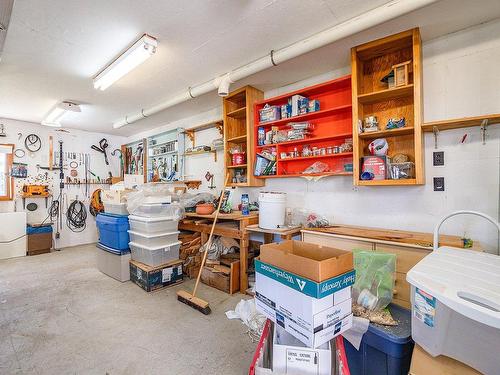 Garage - 43 Rue Montgomery, East Angus, QC - Indoor Photo Showing Garage