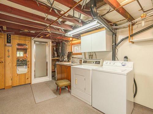 Garage - 43 Rue Montgomery, East Angus, QC - Indoor Photo Showing Laundry Room