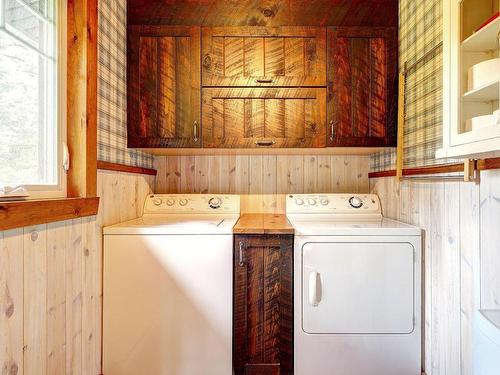 Salle de lavage - 160 53E Rue, Saint-Côme, QC - Indoor Photo Showing Laundry Room