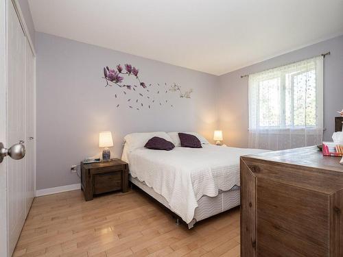 Master bedroom - 805 Rue Malraux, Laval (Sainte-Dorothée), QC - Indoor Photo Showing Bedroom