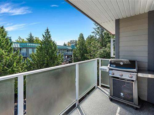 304-2515 Dowler Pl, Victoria, BC - Outdoor With Exterior