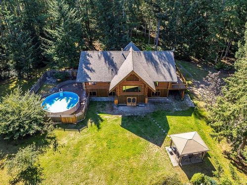 2049 Stevedor Rd, Courtenay, BC 