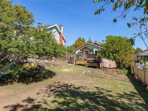 2628 Cedar Hill Rd, Victoria, BC 