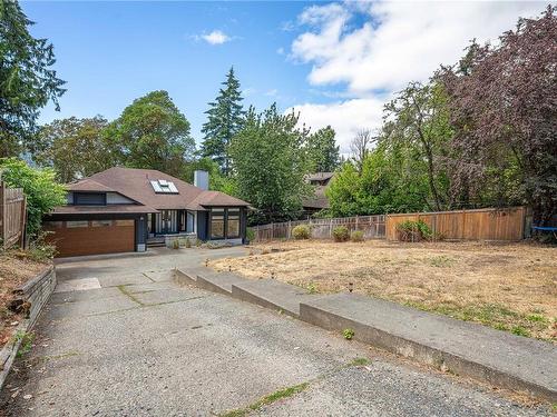 2880 Leigh Rd, Langford, BC 