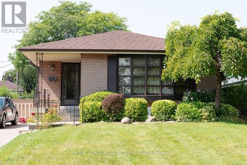 98 Silverstone Drive, Toronto (Mount Olive-Silverstone-Jamestown), ON - Outdoor