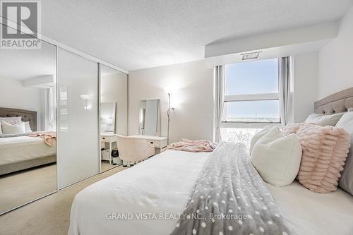 905 - 10 Dean Park Road, Toronto (Rouge), ON - Indoor Photo Showing Bedroom