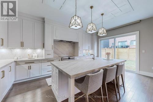 133 Cannes Avenue, Vaughan (Vellore Village), ON - Indoor Photo Showing Kitchen With Upgraded Kitchen