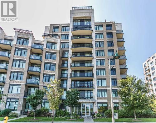 108 - 111 Upper Duke Crescent S, Markham (Unionville), ON - Outdoor With Facade