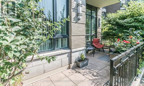 108 - 111 Upper Duke Crescent S, Markham (Unionville), ON - Outdoor