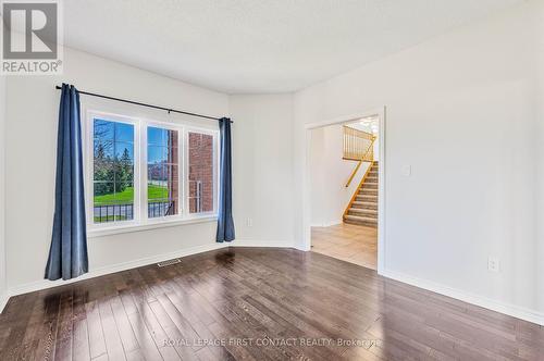 36 Batteaux Street, Barrie (Ardagh), ON - Indoor Photo Showing Other Room