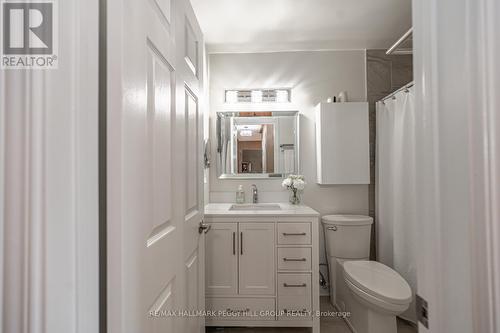 74 Gibbon Drive, Barrie (Letitia Heights), ON - Indoor Photo Showing Bathroom