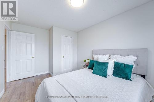 18 Black Willow Drive W, Barrie (Holly), ON - Indoor Photo Showing Bedroom