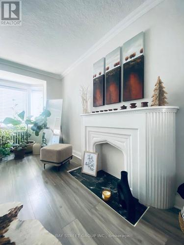 766 Eglinton Avenue E, Toronto (Leaside), ON - Indoor Photo Showing Living Room With Fireplace