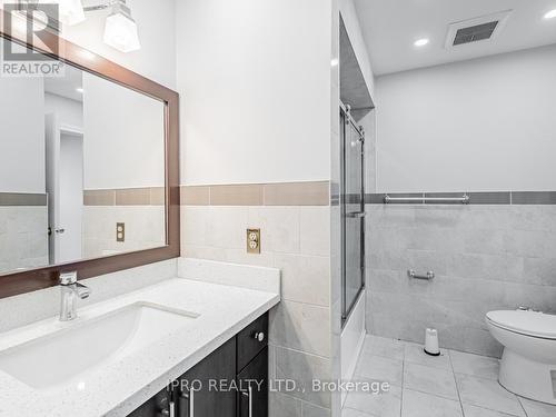 80 Winterfold Drive, Brampton (Madoc), ON - Indoor Photo Showing Bathroom