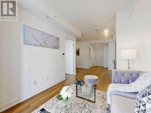 1606 - 30 Samuel Wood Way, Toronto (Islington-City Centre West), ON - Indoor Photo Showing Living Room