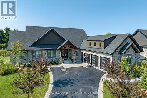 23 Whitcombe Way, Puslinch, ON - Outdoor With Facade