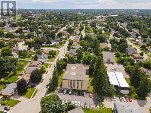 305 - 944 Caledonian View, Cambridge, ON - Outdoor With View