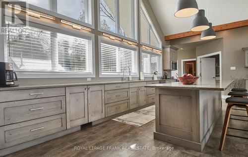 2269 Mccracken'S Landing Road, Douro-Dummer, ON - Indoor Photo Showing Kitchen