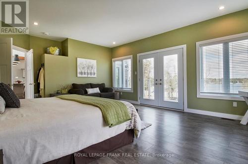 2269 Mccracken'S Landing Road, Douro-Dummer, ON - Indoor Photo Showing Bedroom