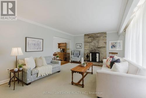 5 Acadia Drive, Cobourg, ON - Indoor Photo Showing Living Room With Fireplace