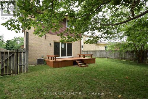 1048 Mahogany Road, London, ON - Outdoor With Backyard